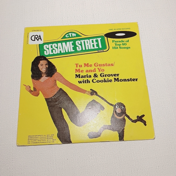 Vtg Sesame Street TuMe Gustas/Me and Yo Maria & Grover with Cookie Monster. - Picture 6 of 10